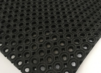 Резиновое покрытие для пола Рулон 100х1000х1,3 см фото